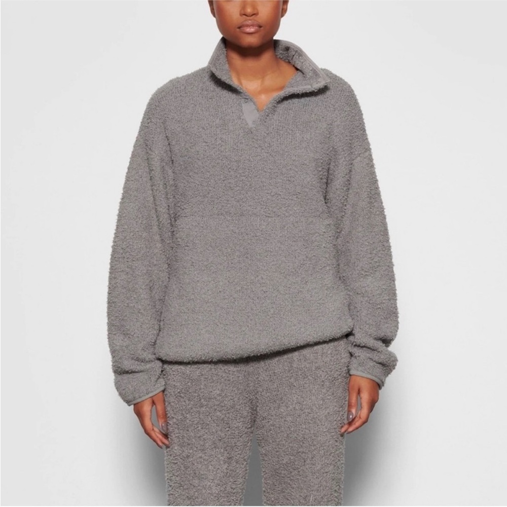 SKIMS Gray Cozy Knit Pull Over in S/M